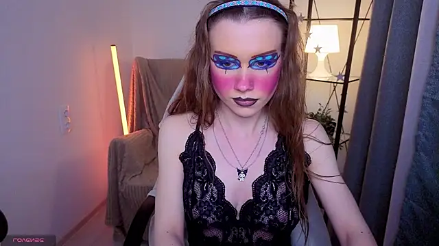 KarenSmitht online show from 15, 4, 2026