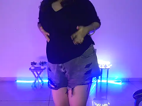  Ameera  online show from 11, 11, 2025