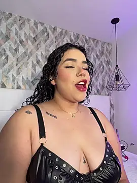 krisstenSantos online show from 26, 5, 2026