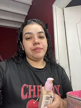 krisstenSantos online show from 17, 10, 2025