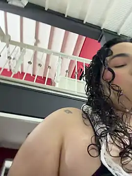 krisstenSantos online show from 6, 1, 2026