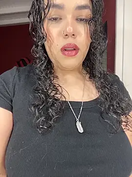 krisstenSantos online show from 7, 11, 2025