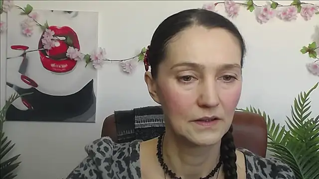 TayaFinch online show from 10, 2, 2026