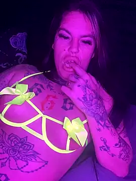 DIRTY PAISLEY X online show from 24, 9, 2025