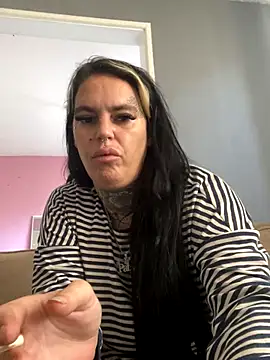 DIRTY PAISLEY X online show from 23, 9, 2025