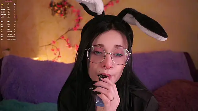 DarcyAspacio online show from 5, 4, 2026