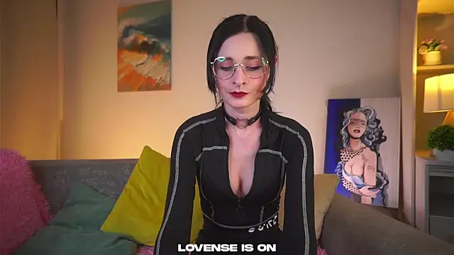 DarcyAspacio online show from 17, 11, 2025