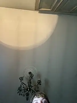 Snapshot of STRIPsegale chatting on 10, 2, 2026 STRIPsegale online show from 10, 2, 2026