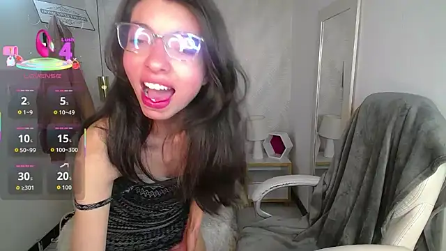 alllyson  online show from 24, 10, 2025