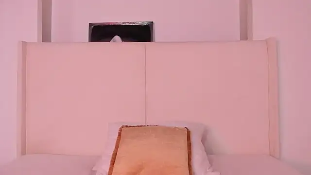 Sofi glow online show from 16, 4, 2026