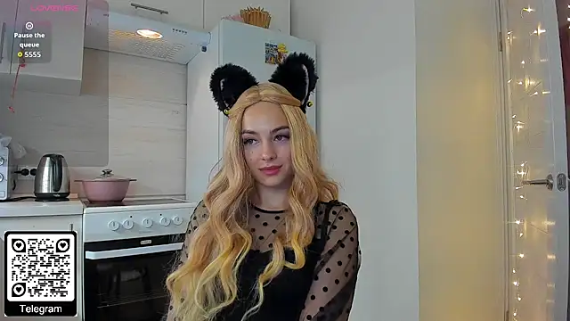 KristenHarrington online show from 17, 12, 2025