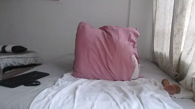 lady-zeei online show from 30, 11, 2025