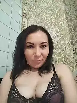 Mia24Blove online show from 4, 6, 2026