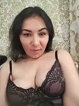 Mia24Blove online show from 3, 6, 2026