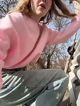 MilaMoone online show from 19, 3, 2026