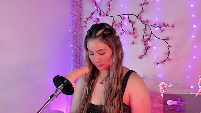 chubbyZoe online show from 28, 10, 2025