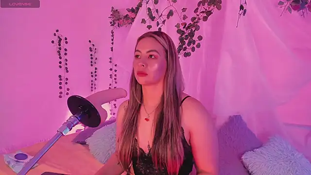 chubbyZoe online show from 3, 11, 2025