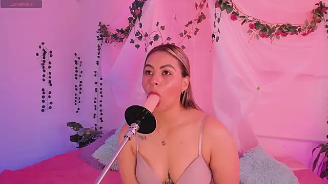 chubbyZoe online show from 15, 11, 2025