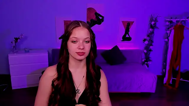 BetsyKiss online show from 4, 4, 2026