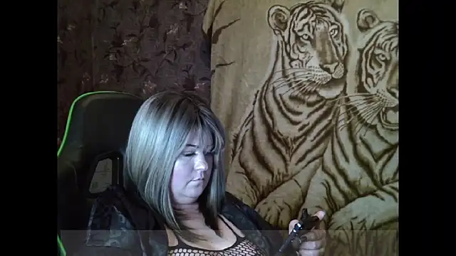 YuliiaSan online show from 24, 9, 2025