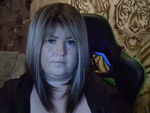 YuliiaSan online show from 5, 12, 2025