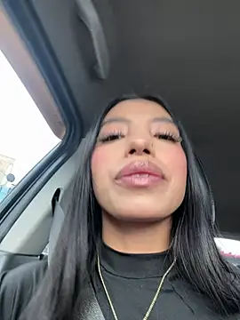 Tiffany Low online show from 30, 5, 2026