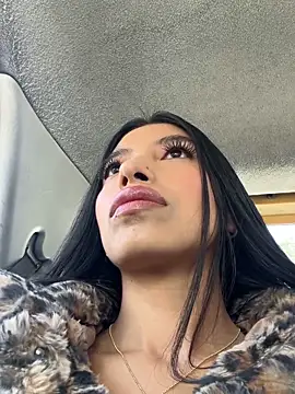 Tiffany Low online show from 11, 6, 2026