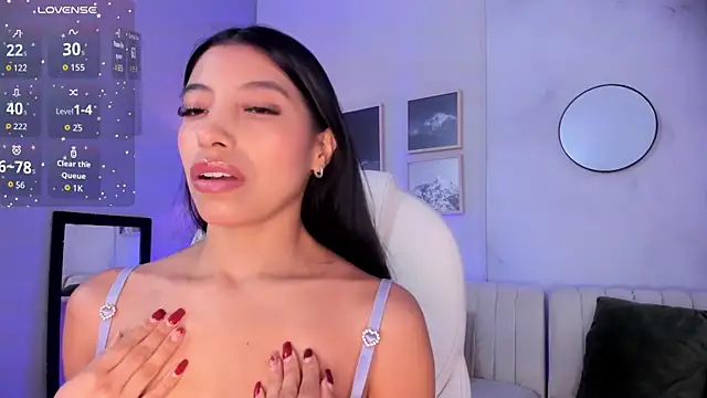 Tiffany Low online show from 8, 1, 2026