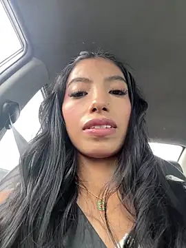 Tiffany Low online show from 17, 5, 2026