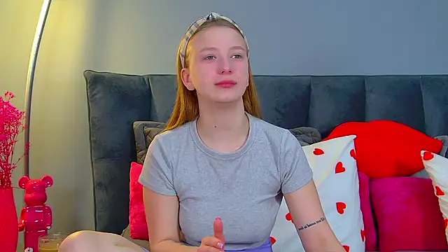 BeatriceBinoche online show from 11, 3, 2026