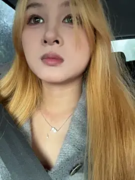 Snapshot of yuki_june chatting on 7, 11, 2025 yuki june online show from 7, 11, 2025