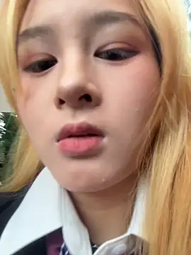 Snapshot of yuki_june chatting on 18, 11, 2025 yuki june online show from 18, 11, 2025