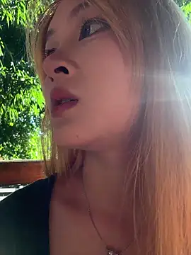 Snapshot of yuki_june chatting on 27, 10, 2025 yuki june online show from 27, 10, 2025