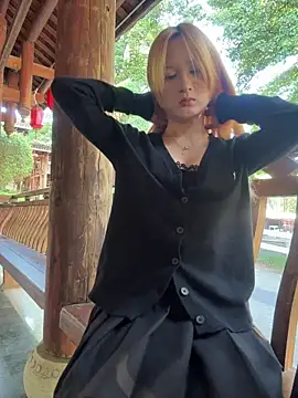 Snapshot of yuki_june chatting on 13, 11, 2025 yuki june online show from 13, 11, 2025