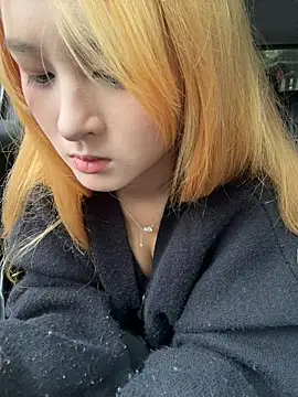 Snapshot of yuki_june chatting on 5, 11, 2025 yuki june online show from 5, 11, 2025