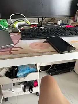 yuki june online show from 26, 6, 2026