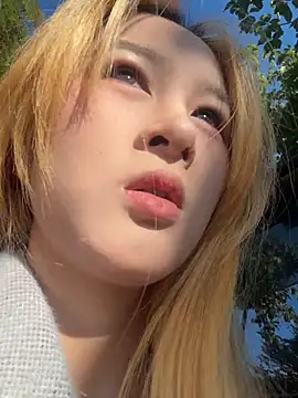 Snapshot of yuki_june chatting on 20, 11, 2025 yuki june online show from 20, 11, 2025