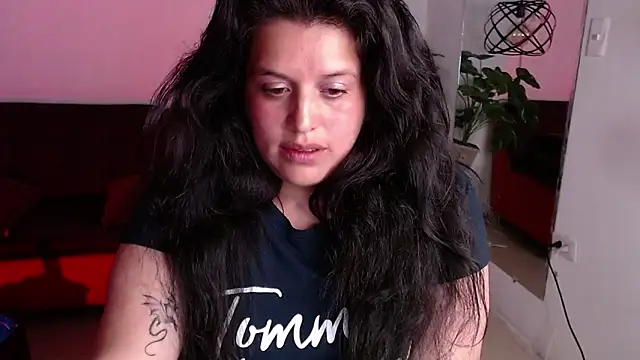 Andrea secret  online show from 16, 9, 2025