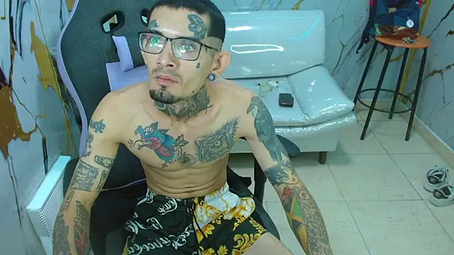boy tatto777 online show from 28, 4, 2026