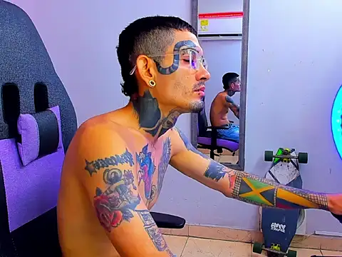boy tatto777 online show from 23, 9, 2025