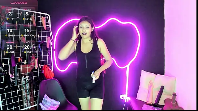 Snapshot of Mistress_Megan_BDSM chatting on 29, 10, 2025 Mistress Megan BDSM online show from 29, 10, 2025