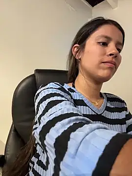 EMILIIA RICHTER   online show from 16, 4, 2026