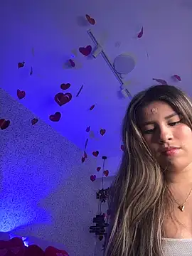 EMILIIA RICHTER   online show from 12, 2, 2026