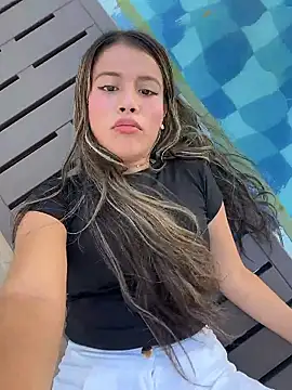 EMILIIA RICHTER   online show from 10, 1, 2026