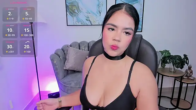 Snapshot of Mila_blaze chatting on 8, 10, 2025 Mila blaze online show from 8, 10, 2025