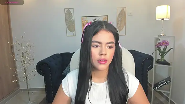 Snapshot of Mila_blaze chatting on 3, 11, 2025 Mila blaze online show from 3, 11, 2025