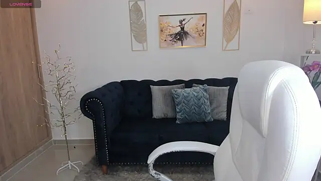 Snapshot of Mila_blaze chatting on 9, 11, 2025 Mila blaze online show from 9, 11, 2025