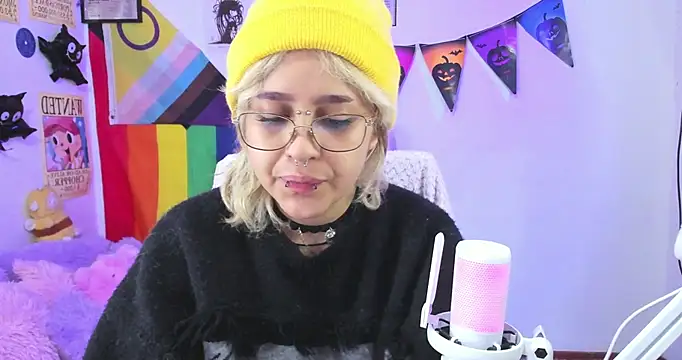 NekoWaifu online show from 25, 10, 2025