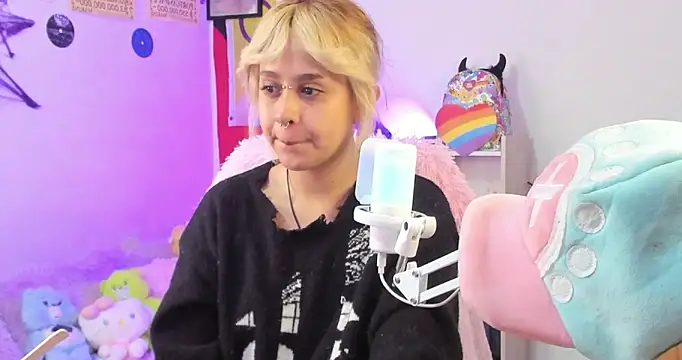 NekoWaifu online show from 11, 10, 2025