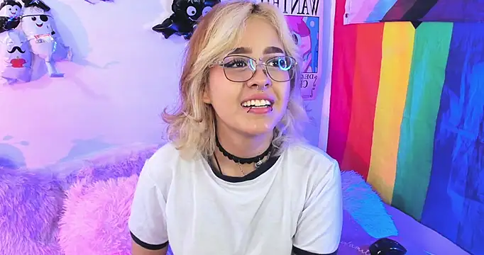 NekoWaifu online show from 28, 10, 2025